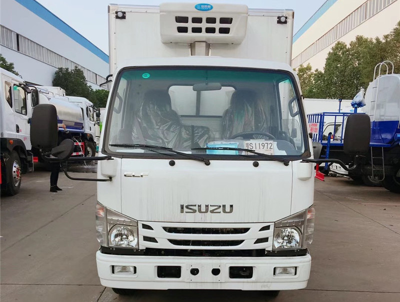 國(guó)六 慶鈴五十鈴100P冷藏車(chē)